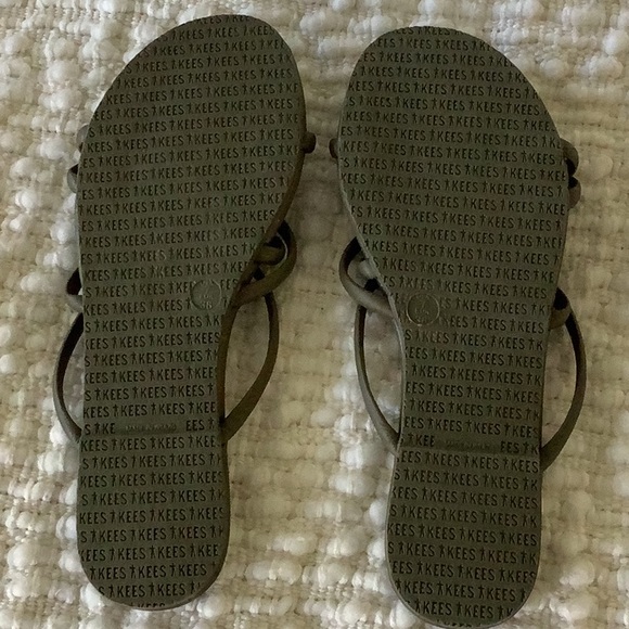 TKEES Olive Sloan Slides 7 - Picture 3 of 5